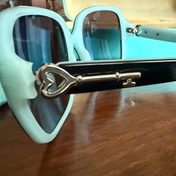 Tiffany Sunglasses EUC Black with the Tiffany Blue - Picture 4 of 5